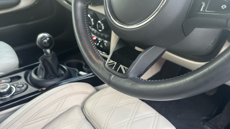 MINI Clubman 1.5 Cooper Exclusive 6dr Auto [Comfort/Nav+ Pack] Petrol Estate